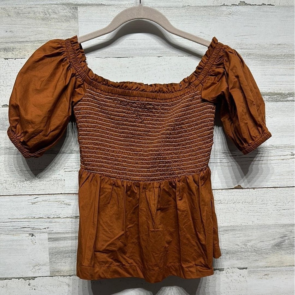 Old Navy Smocked Peplum Top Women Size S Rust‎ Brown Puff Sleeve EUC